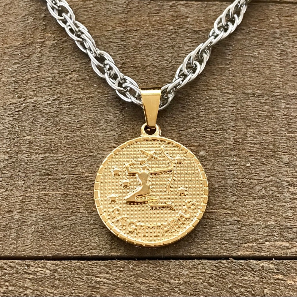 ๐ Sagittarius Gold Coin Pendant Necklace Stainless Steel - Picture 2 of 4